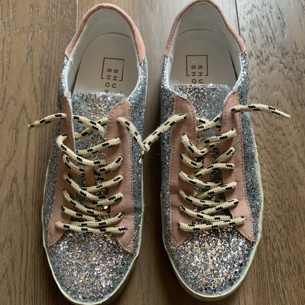 ShuShop Allover silver glitter star sneakers 8.5 - Picture 2 of 6